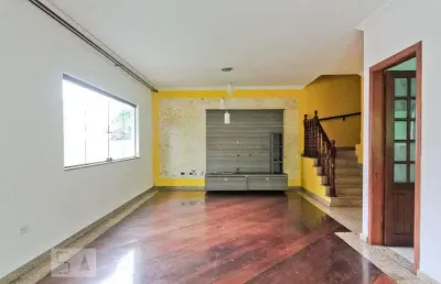 Casa com 3 quartos à venda na Rua José de Albuquerque Medeiros, --, Água Fria, São Paulo