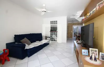 Casa com 3 quartos à venda na Rua General Isidoro Dias Lopes, --, Vila Amália, São Paulo