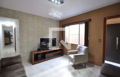 Casa com 3 quartos à venda na Rua Baía dos Pássaros, --, Vila Constança, São Paulo