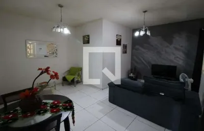 Casa com 3 quartos à venda na Rua Rubiácea, --, Água Fria, São Paulo