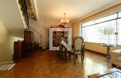 Casa com 4 quartos à venda na Rua Caetano de Oliveira, --, Cambuci, São Paulo