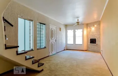 Casa em condomínio fechado com 3 quartos à venda na Rua Lenize Mazzei, --, Vila Mazzei, São Paulo
