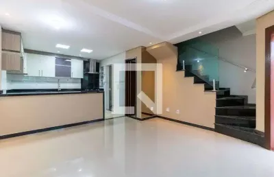 Casa em condomínio fechado com 3 quartos à venda na Rua Santa Marcelina, --, Vila Carmosina, São Paulo