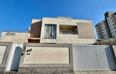 Casa com 3 quartos à venda na Rua Felício Maes, São João, Itajaí