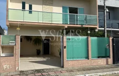Casa com 3 quartos à venda na Rua Stringari, São João, Itajaí
