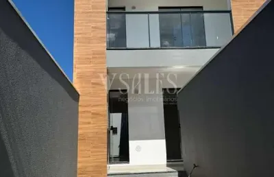Imóvel térreo com entrada individual, ampla sacada e acabamento diferenciado