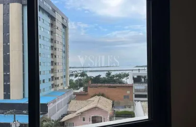 1 suíte com closet + 1 dormitório com vista para beira rio