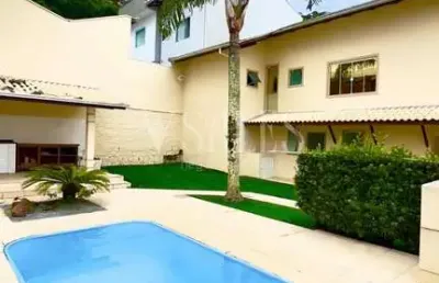 Conforto, espaço e localização em uma casa completa com edícula e área gourmet