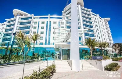 Luxo à beira-mar! apartamento na praia brava – altíssimo padrão, decorado e mobiliado