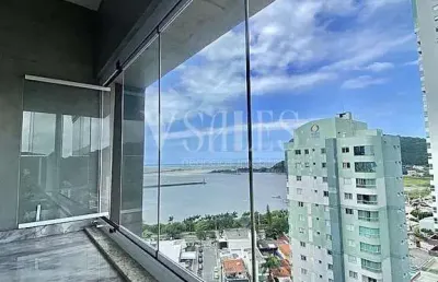 Luxo e sofisticação à beira mar: cobertura duplex mobiliada no residencial vox dei - itajaí