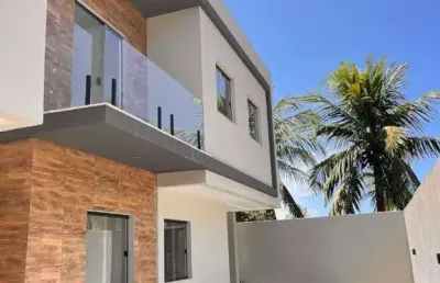 Casa em condomínio fechado com 4 quartos à venda na avenida 31 de julho, ipitanga, lauro de freitas, 130 m2 por r$ 590.000