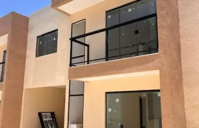 Casa em condomínio fechado com 3 quartos à venda na avenida amarílio thiago dos santos, centro, lauro de freitas, 120 m2 por r$ 550.000