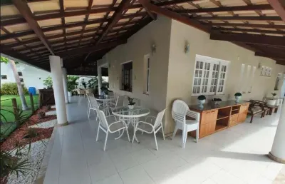 Casa em condomínio fechado com 5 quartos à venda na rua joão marques oliveira, buraquinho, lauro de freitas, 1210 m2 por r$ 1.680.000