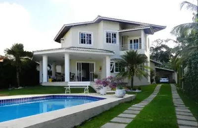 Casa em condomínio fechado com 4 quartos à venda na rua praia de tubarão, vilas do atlantico, lauro de freitas, 525 m2 por r$ 1.805.000