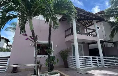 Casa em condomínio fechado com 3 quartos à venda na rua milena ramone alencar ramos, ipitanga, lauro de freitas, 135 m2 por r$ 640.000