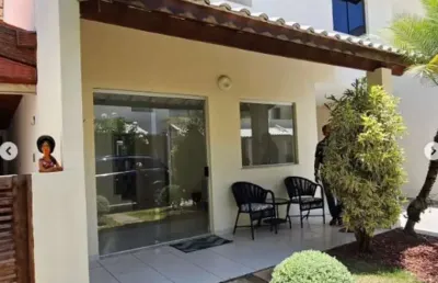 Casa em condomínio fechado com 3 quartos à venda na rua ministro antônio carlos magalhães, buraquinho, lauro de freitas, 120 m2 por r$ 720.000