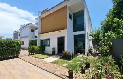 Casa em condomínio fechado com 4 quartos à venda na rua praia de alhanda, vilas do atlântico, vilas do atlantico, lauro de freitas, 210 m2 por r$ 600.000