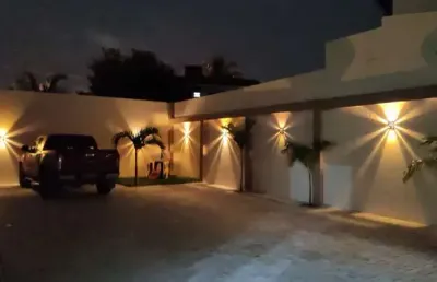 Casa em condomínio fechado com 2 quartos à venda na avenida praia de pajussara, vilas do atlantico, lauro de freitas, 45 m2 por r$ 420.000