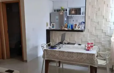 Apartamento com 2 quartos à venda na rua jurema, condomínio parque solar do bosque, 2, caixa d'água, lauro de freitas, 44 m2 por r$ 185.000