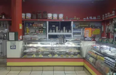 Dois excelentes pontos comerciais à venda no bairro sideropolis, em volta redonda!!!