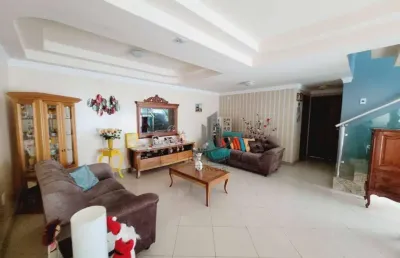 Maravilhosa casa de altíssimo padrão - sessenta - volta redonda/rj