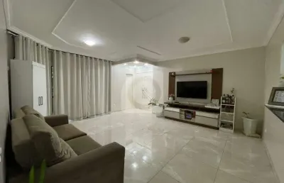 Apartamento à venda no edifício serra negra em foz do iguaçu.