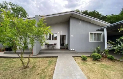 Casa com 2 quartos à venda na Rua Suindara, Vila A, Foz do Iguaçu