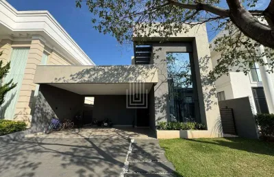 Casa para locação no condomínio residencial safira em foz do iguaçu.