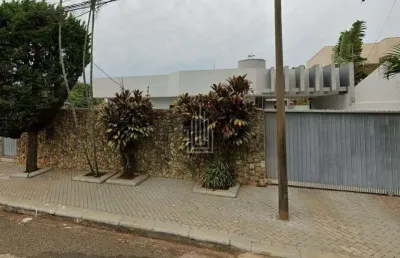 Casa mobiliada com piscina para locação no centro cívico em foz do iguaçu