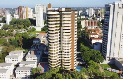 Apartamento à venda no edifício villa frascatti em foz do iguaçu.