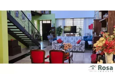 Casa com 3 quartos à venda na Rua Quilombo, 615, Santa Helena, Cuiabá
