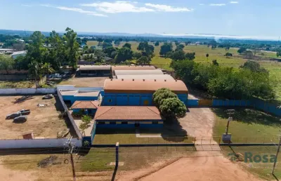 Amplo prédio comercial com 5 galpões, sala de reuniões, refeitório e estacioamento, no distrito indutrial, cuiabá. - im7851