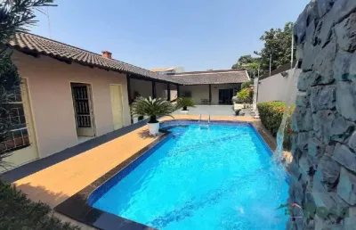 Casa térrea á venda com 3 quarto(s) sendo 1 suíte master, próximo ao centro de várzea grande. - 23921