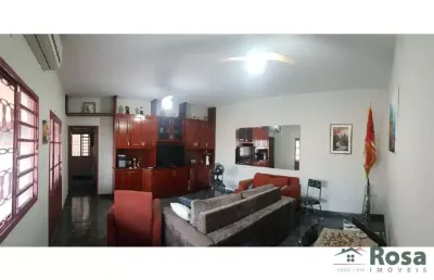 Casa com 4 quartos à venda na Martinica, 210, Jardim das Américas, Cuiabá