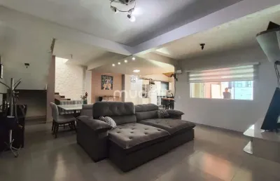 Casa com 4 quartos à venda na Rua Francisco Braz Vilas Boas, 146, Rio Pequeno, São José dos Pinhais