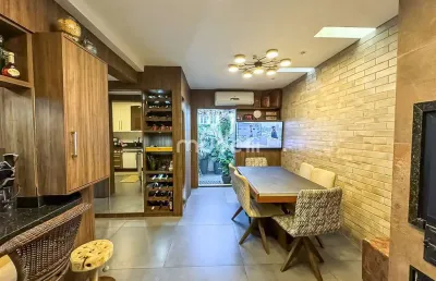 Casa com 5 quartos à venda na Rua Cristiano Strobel, 1033, Boqueirão, Curitiba