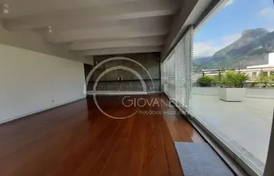 Cobertura de luxo à venda no barra da tijuca  1a. quara da praia -  jardim oceânico: 4 quartos, 2 suítes, 4 banheiros, 4 vagas de garagem, 580m².