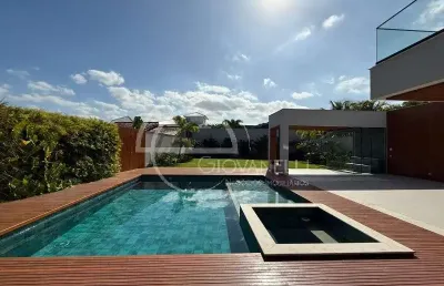 Magnífica mansão de 5 quartos e 5 suítes na barra da tijuca, rio de janeiro - rj: 1.417 m², 7 banheiros, 8 vagas de garagem.