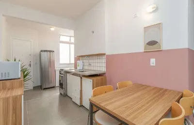 Apartamento com 100 m² 4 dorm e 1 vaga de garagem em pinheiros.