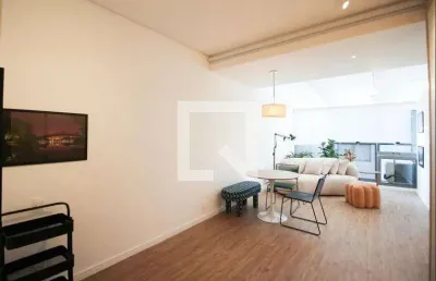 Kitnet / Stúdio à venda na Alameda dos Arapanés, 195, Moema, São Paulo