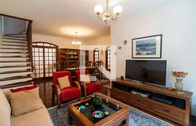 Casa com 3 quartos à venda na Avenida Jônia, 690, Vila Mascote, São Paulo