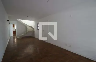 Casa com 3 quartos à venda na Rua Padre Cerda, 56, Vila Madalena, São Paulo
