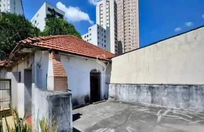 Lapa - casa terrea de 260m² com 2 quartos, 1 banheiro e 2 vagas.
