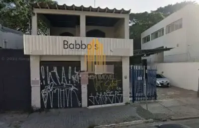 Terreno de 180m² de área útil e 275m² de area construída à venda na região de perdizes