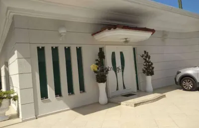 Casa com 4 dormitórios à venda, 500 m² por r$ 2.990.000,00 - balneário praia do pernambuco - guarujá/sp