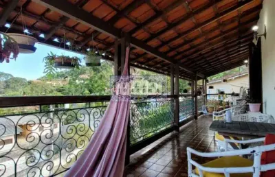 Ponto comercial com 6 salas à venda na rua josé janotti primo, agriões, teresópolis, 650 m2 por r$ 1.000.000