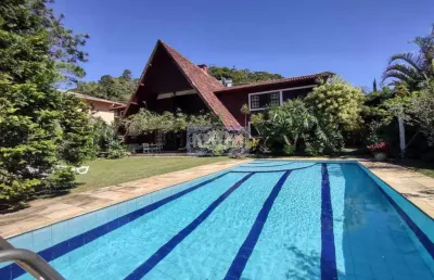 Casa em condomínio fechado com 7 quartos à venda na avenida spatodea, carlos guinle, teresópolis, 272 m2 por r$ 2.500.000