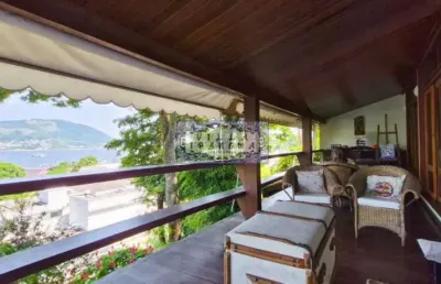Casa com 5 quartos à venda na estrada leopoldo froes, são francisco, niterói, 525 m2 por r$ 2.000.000