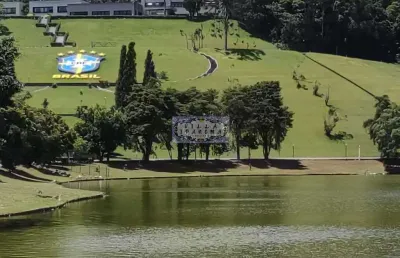 Casa em condomínio fechado com 5 quartos à venda na rua alfredo pujol, carlos guinle, teresópolis, 297 m2 por r$ 2.200.000