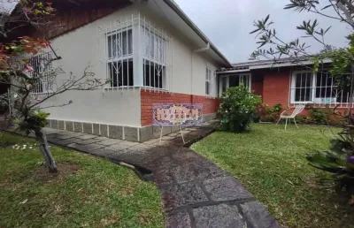 Casa com 3 quartos à venda na rua alagoas, araras, teresópolis, 164 m2 por r$ 790.000